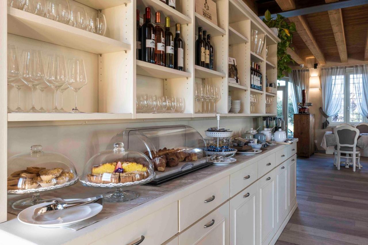 Agriturismo Relais La Casina 카브리아나 외부 사진