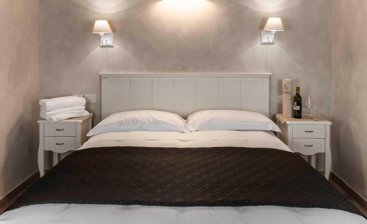 Agriturismo Relais La Casina 카브리아나 외부 사진