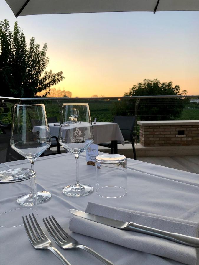 Agriturismo Relais La Casina 카브리아나 외부 사진